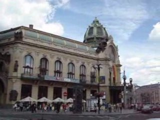 Dailymotion Prague : La Maison Municipale