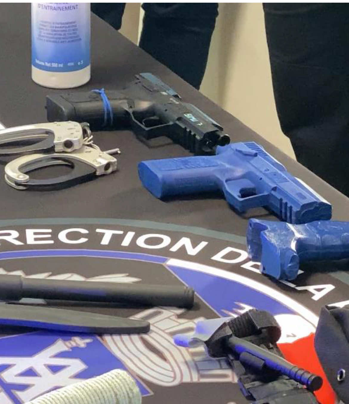 , Tiktok (police municipale): Plongez dans les coulisses de notre équipement ! Casque et bouclier balistique