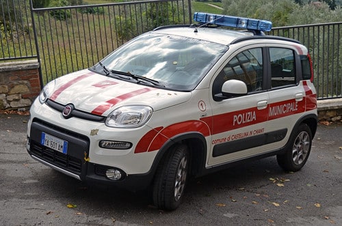 Flickr Police municipale de Castellina à Chianti.