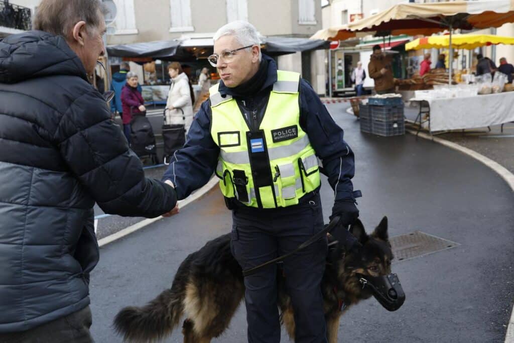 , dans les pas de la policière municipale de Saint-Astier, pivot entre la mairie et les habitants