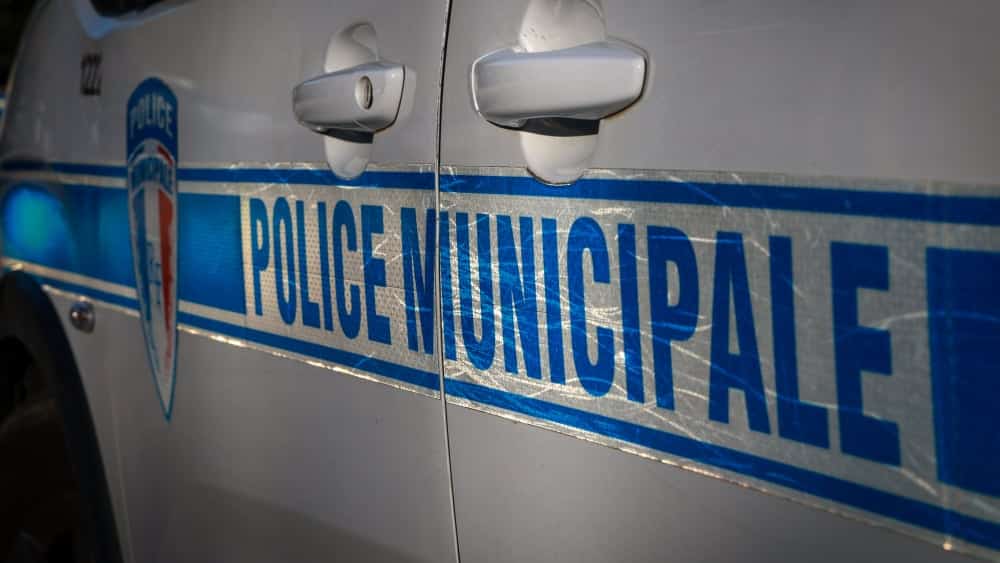 , Deux motards de la police municipale blessés après un refus d’obtempérer et une course-poursuite à La Ciotat