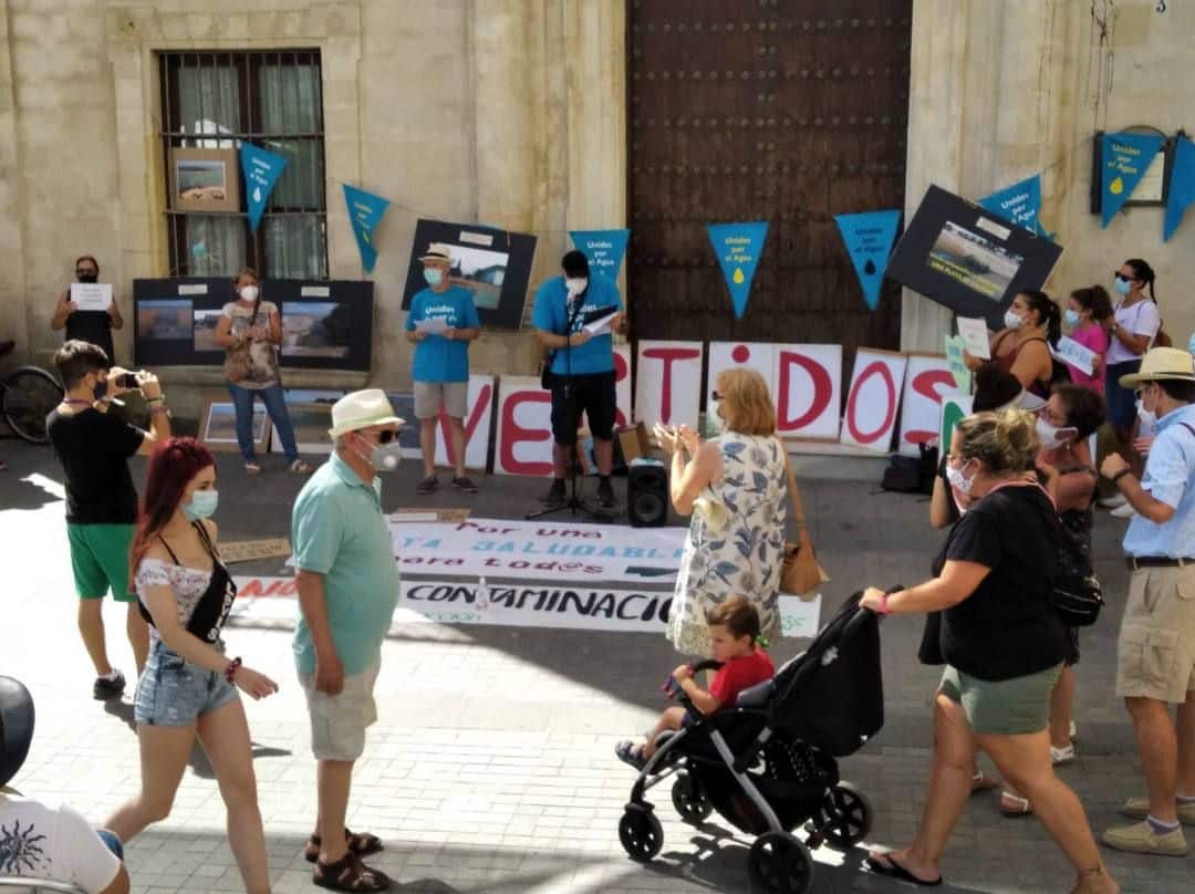 pinterest Vertidos contaminantes y ocultación de la información en las playas de Sanlúcar
