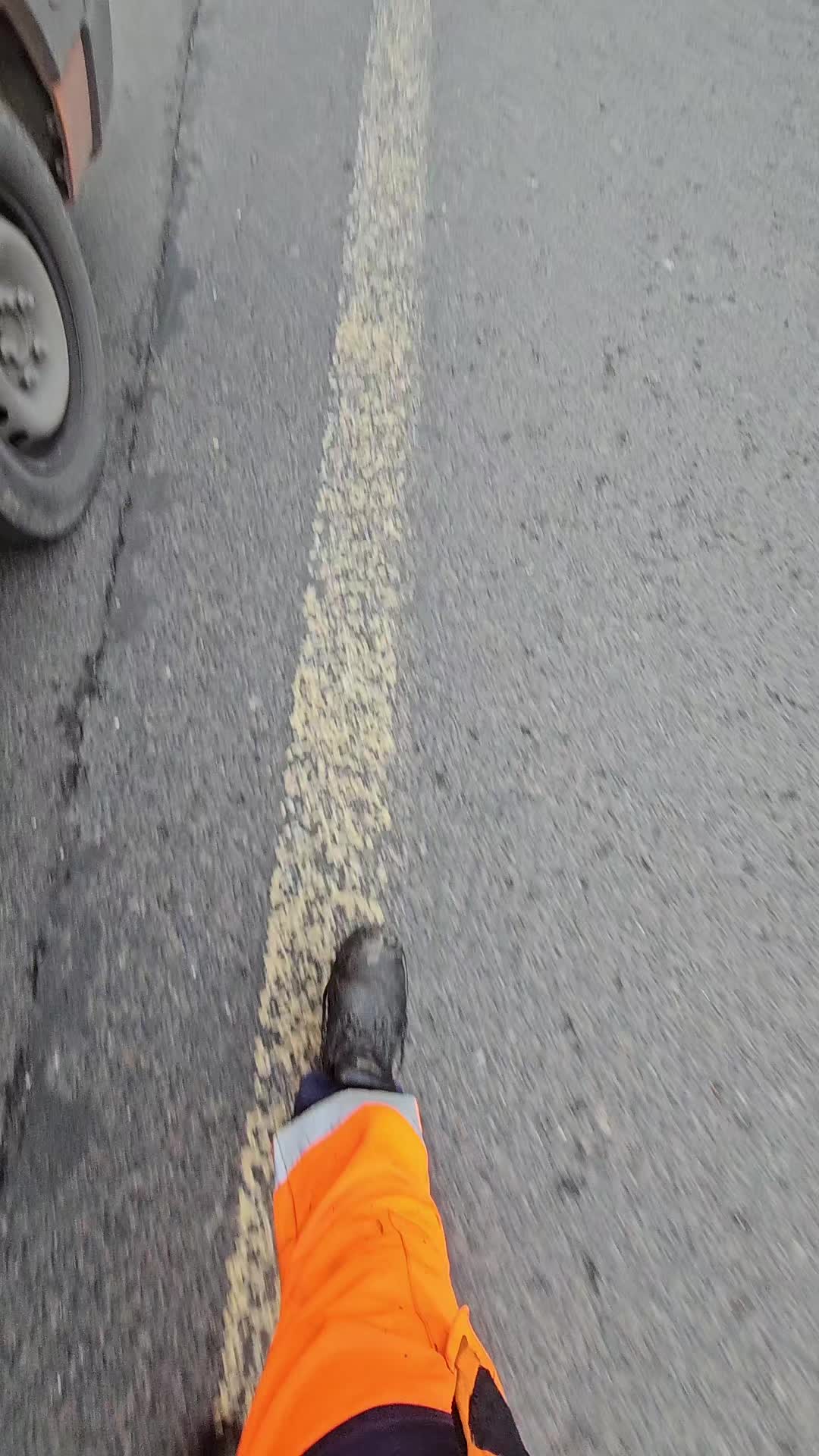 , nid-de-poule; toujours bouché après notre passage Team DVD