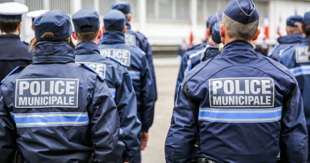 , Vaucluse. Policier municipal suspendu à Mazan : l’avocat répond au maire