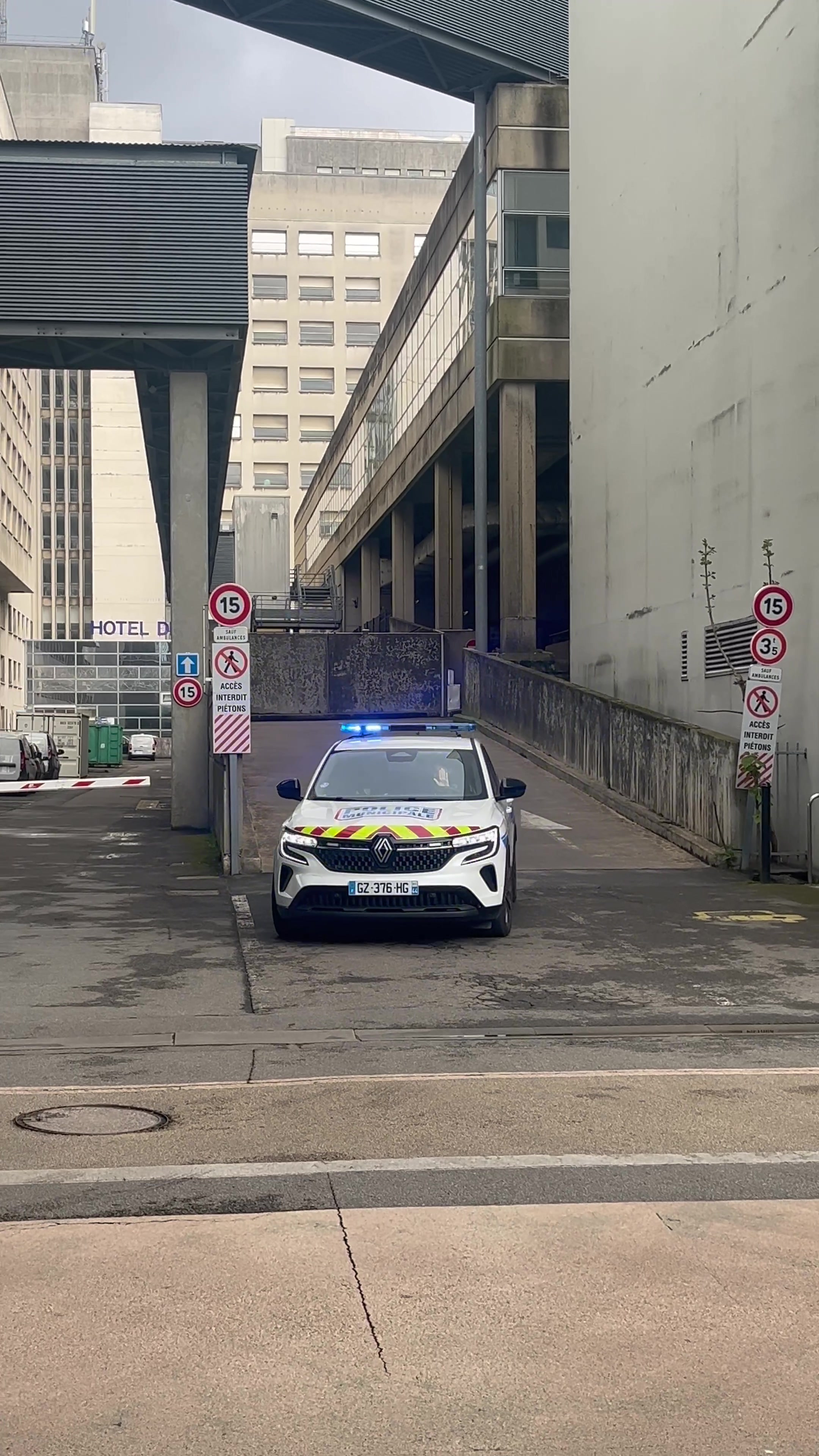 , police municipale; Départ pour la Police Municipale au CH de Nantes pompiers du 56