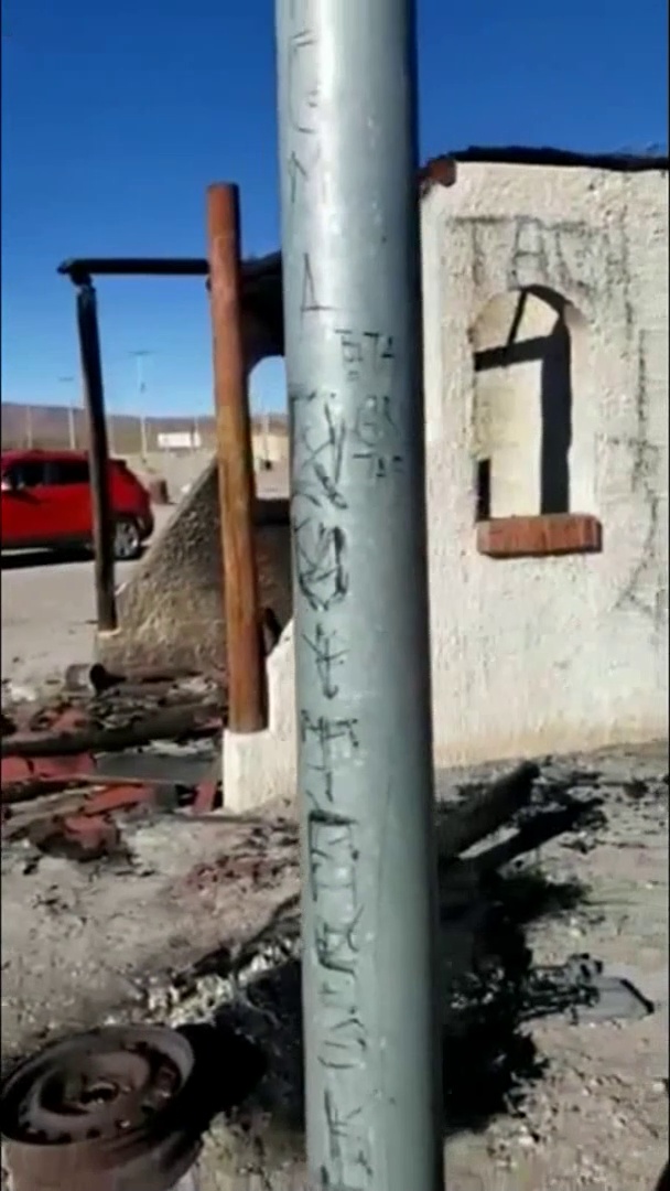 Dailymotion Inmigrantes ilegales incendian paraderos rurales en Colchane