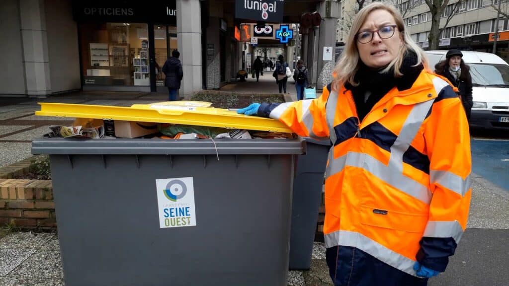 Bac jaune : demander un bac supplémentaire ou plus grand