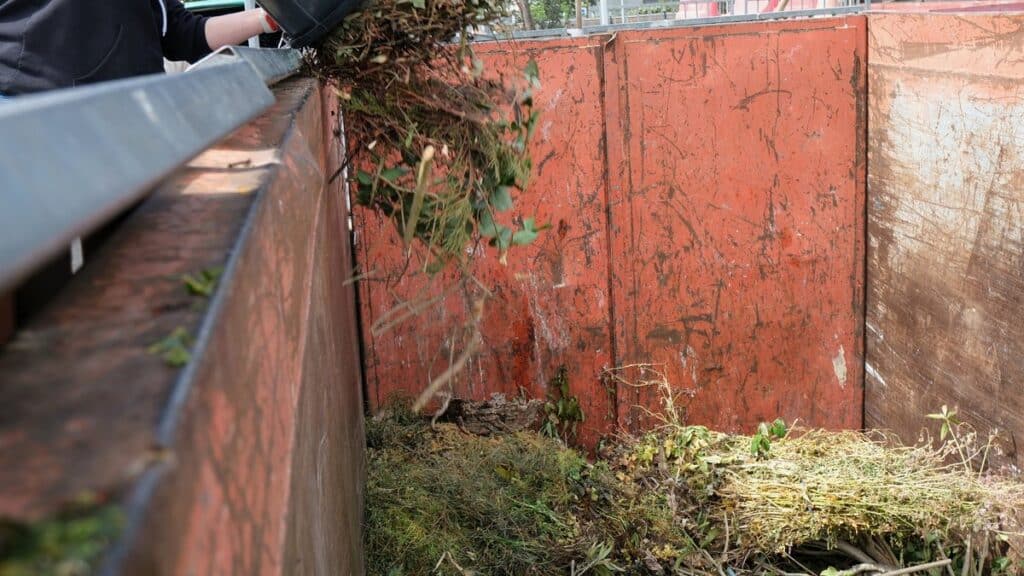, Filmé par un riverain, un conseiller municipal sanctionné après avoir déposé ses végétaux dans une déchetterie interdite aux particuliers