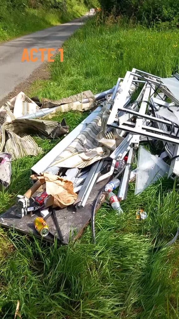 Encore un dépôt sauvage polution dépolution... polution depotsauvages depolutio